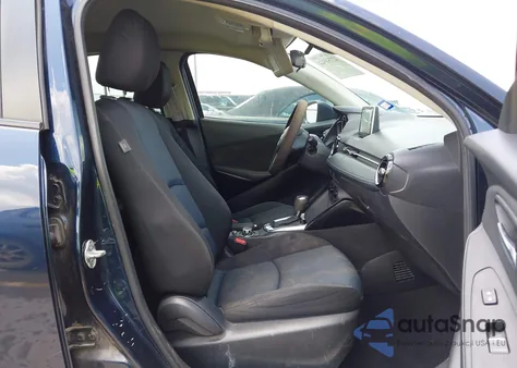 2017 Toyota Yaris Ia z USA, uszkodzony, nr VIN 3MYDLBYV2HY150733